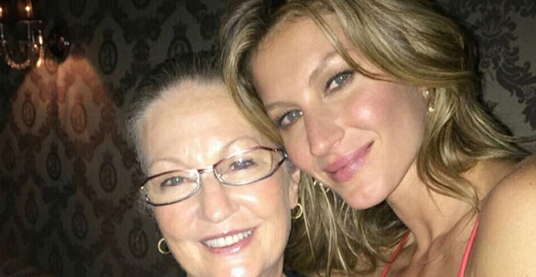 Gisele Bündchen parabeniza a mãe: “Muito orgulho de ser tua filha”