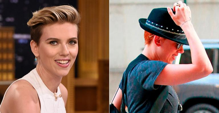 Scarlett Johansson muda o visual e aparece com os cabelos ruivos