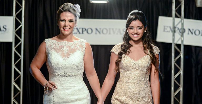 Carla Perez desfila vestida de noiva com a filha, Camilly Victória