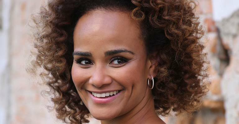Luciana Mello cria projeto de samba em homenagem ao pai, Jair Rodrigues