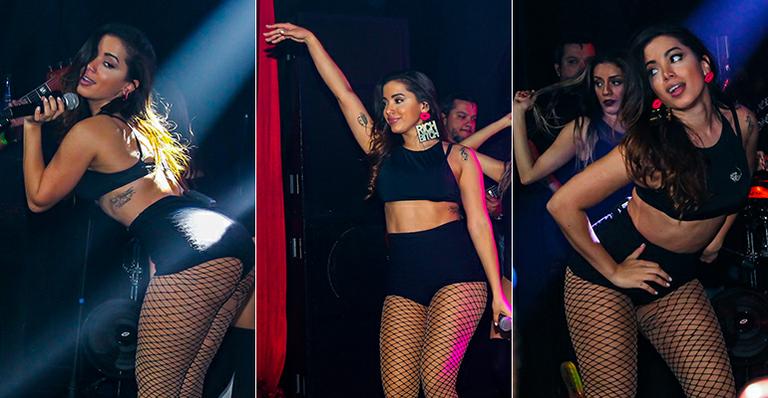 Com maxibrinco e meia arrastão, Anitta deixa fãs babando em show