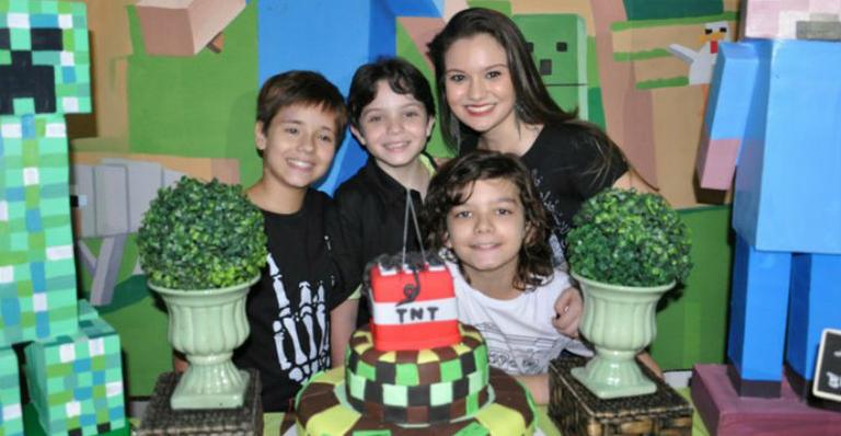 Ator mirim Kaik Brum comemora seu aniversário de 11 anos com tema de vídeo game