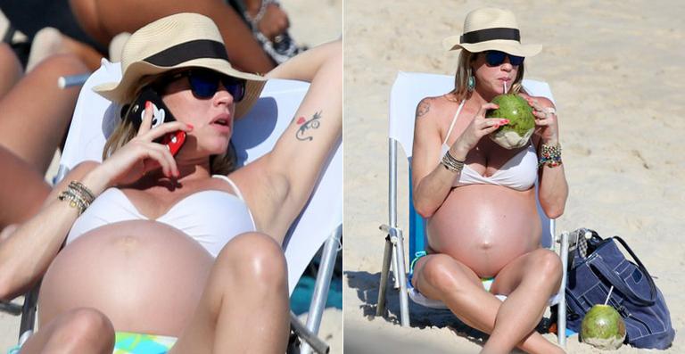 Grávida de gêmeos, Luana Piovani curte a tarde na praia