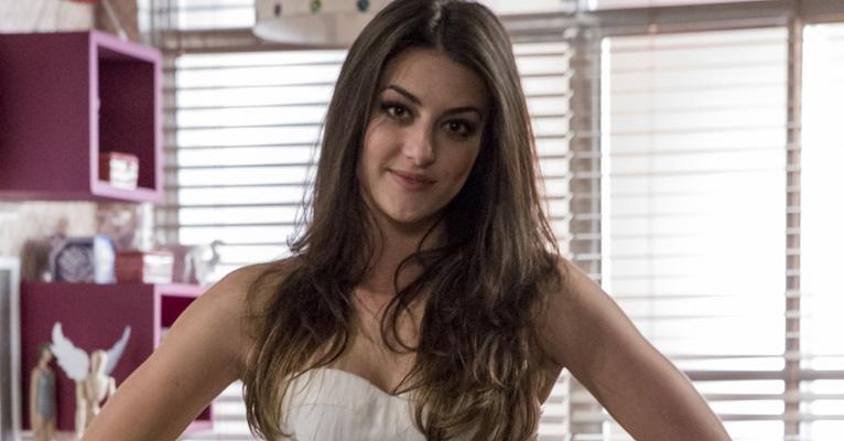 Anaju Dorigon, a Jade de Malhação, revela como mantém o corpo sarado