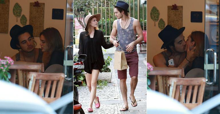 Isabelle Drummond curte passeio com o namorado, Tiago Iorc