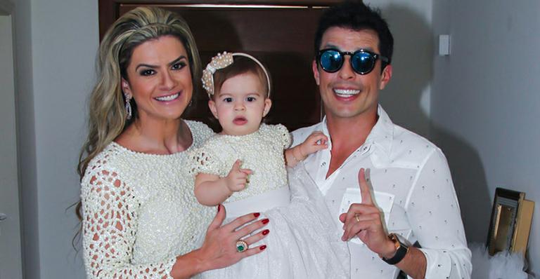 Ceará e Mirella Santos celebram aniversário de 1 aninho e batizado de Valentina com festa temática