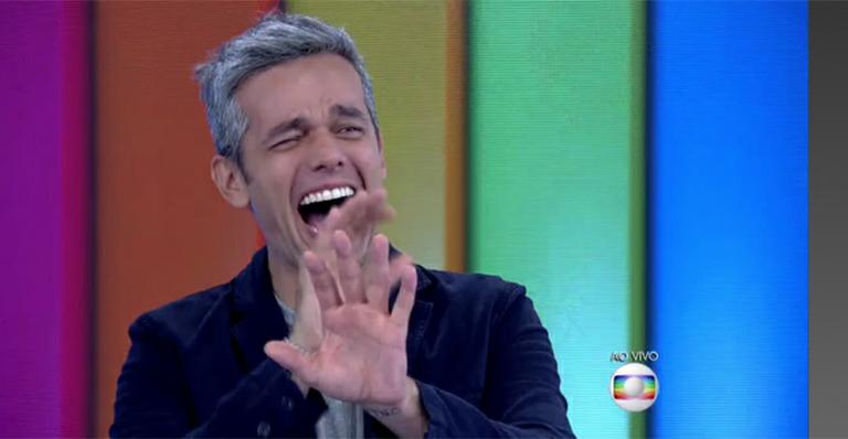 Otaviano Costa se confunde e manda parabéns para aniversariante errado no ‘Video Show’
