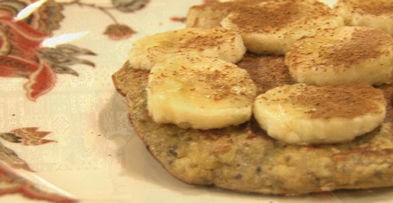 Panqueca de banana é opção saudável para o lanche