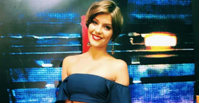 Isabella Santoni diz que rasparia os cabelos por personagem