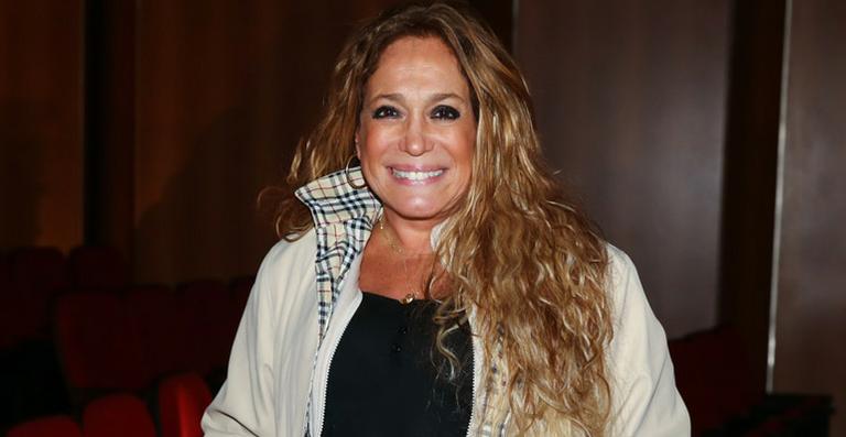 Susana Vieira ganha festa de aniversário nos bastidores de ‘A Regra do Jogo’