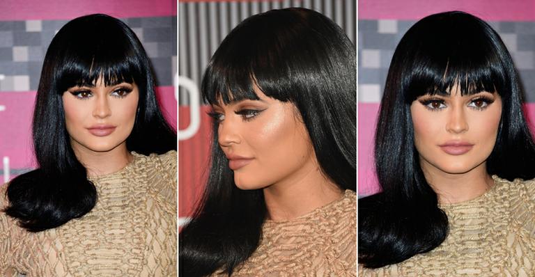 Kylie Jenner investe em delineador gatinho para o VMA. Saiba como usar!