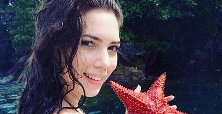 Beatriz, filha de Fabiana Karla, completa 18 anos e recebe elogios