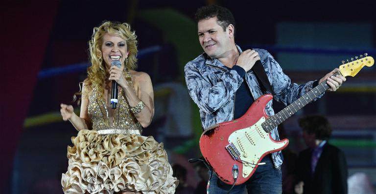 Sob vaias, Chimbinha abandona palco em show da Banda Calypso em Teresina