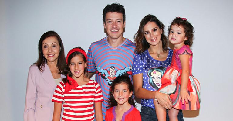 Rodrigo Faro curte feira de moda infantil ao lado da família