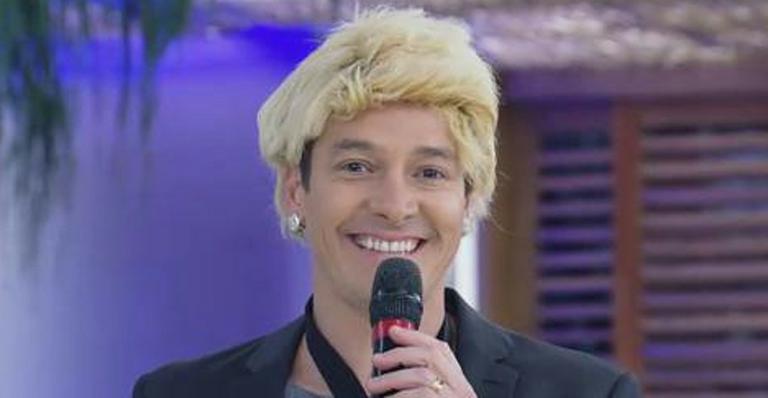 Rodrigo Faro brinca com tentativa de imitar Xuxa