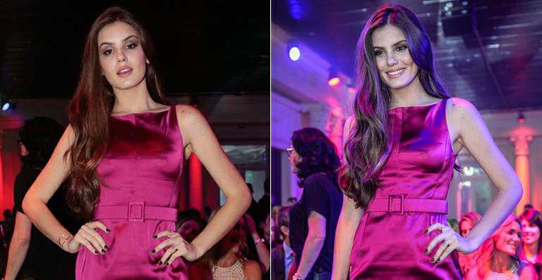 Camila Queiroz rouba a cena em evento de beleza em São Paulo