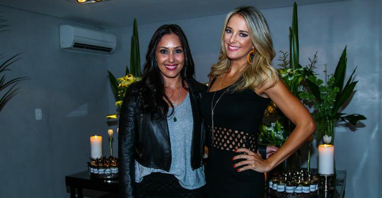 Com look ousado, Ticiane Pinheiro prestigia evento fashion em São Paulo