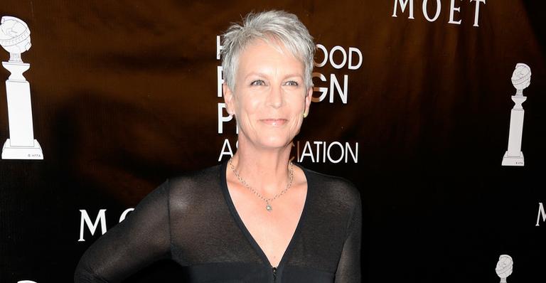 Jamie Lee Curtis homenageia à mãe e recria cena de ‘Psicose’ para série de TV