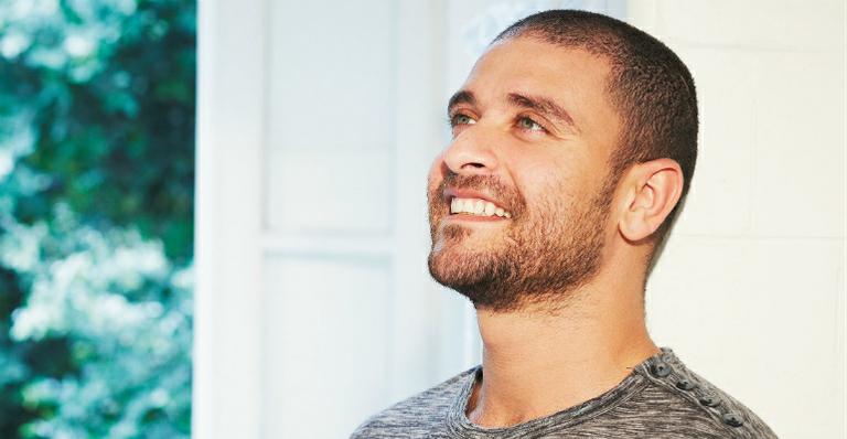 Em show pra cima, Diogo Nogueira leva ‘mensagem positiva em tempos difíceis’