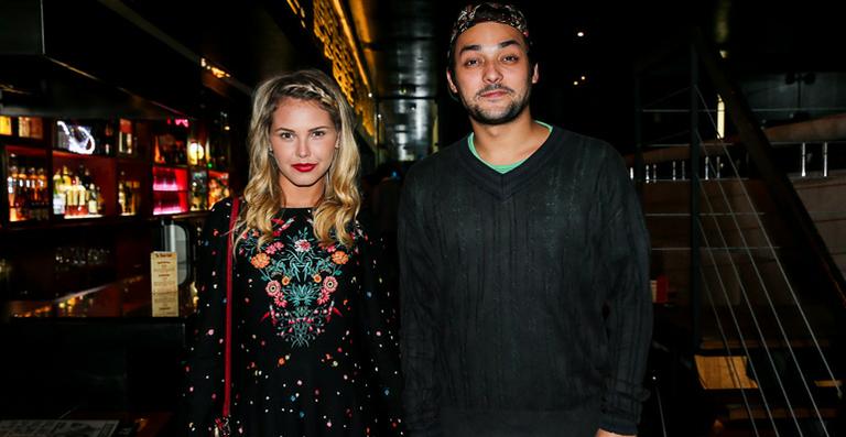 Louise D’Tuani elogia o marido: ‘Grande amigo e parceiro’