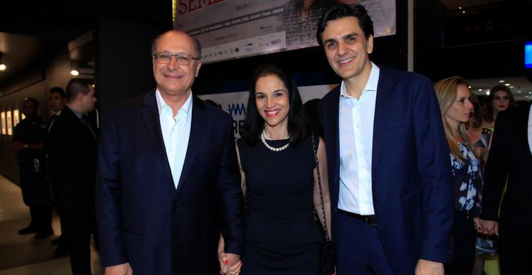 Geraldo Alckmin prestigia nova peça de Gabriel Chalita em SP