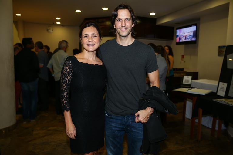 Estrelas prestigiam Taís Araújo e Lázaro Ramos em noite de estreia