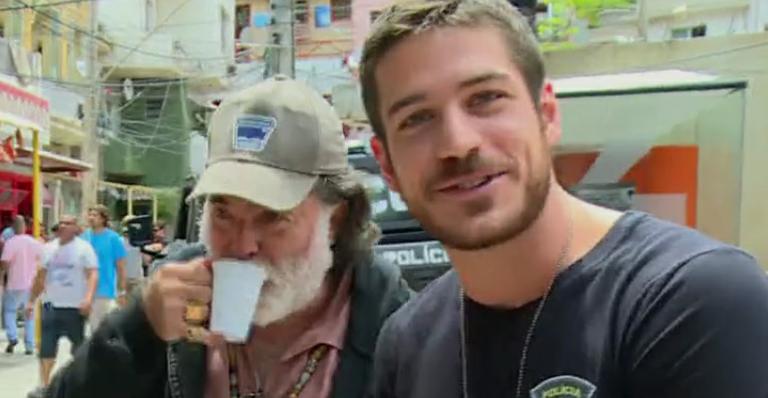 Tony Ramos interrompe matéria no ‘Video Show’ para elogiar Marco Pigossi