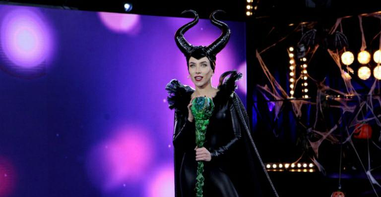 Patrícia Abravanel vira Malévola em especial de Halloween