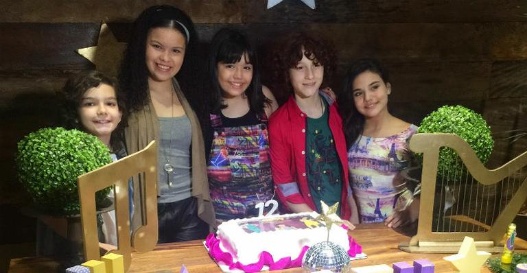 Nathalia Figueiredo, de ‘Gaby Estrella’, comemora aniversário no Rio