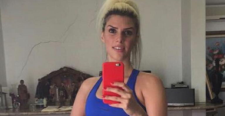 Nova vocalista do Calypso, Thábata agradece: “Muito emocionada e feliz”