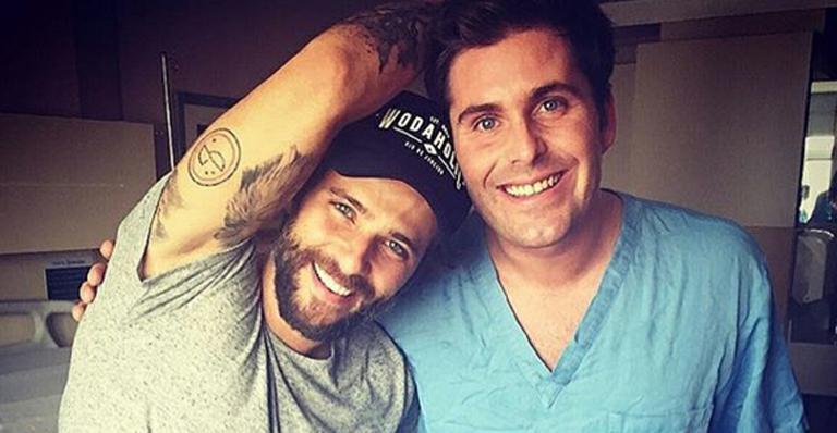 Thiago Gagliasso, irmão de Bruno Gagliasso, mostra rosto do primeiro filho