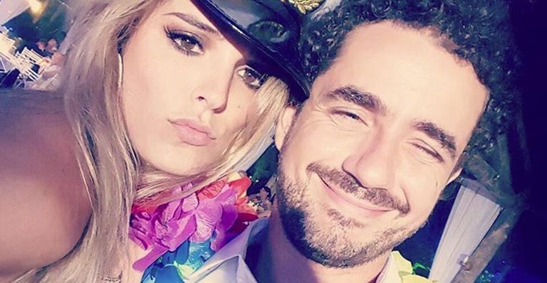 Rafa Brites comemora 4 anos do casamento com Felipe Andreoli: ‘Para sempre’