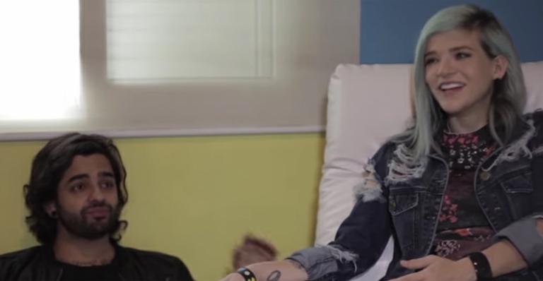 Lucas Silveira, da banda Fresno, anuncia o nome de sua primeira filha: Sky
