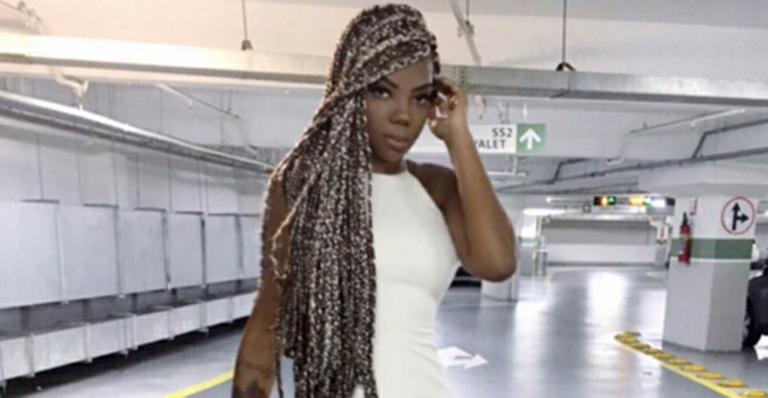 Ludmilla muda o visual e aposta no dread