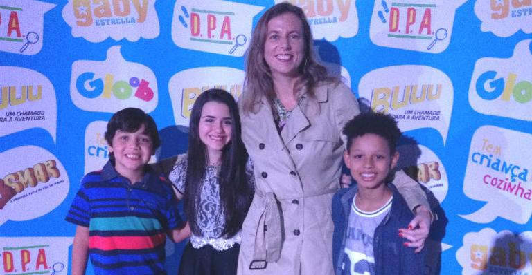 Elenco da serie “Detetives do Prédio Azul” participa do Festival Internacional de TV