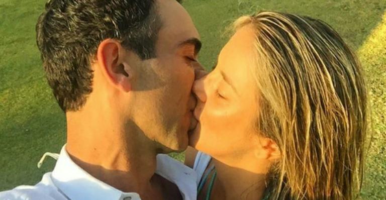 Ticiane Pinheiro e César Tralli trocam românticas declarações na web