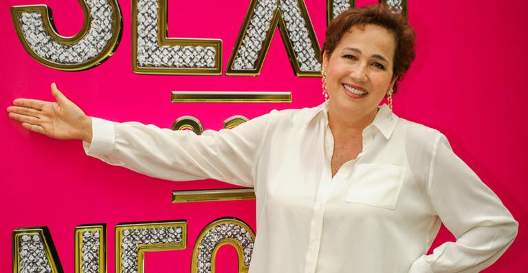 Claudia Jimenez completa 57 anos e escolhe presente: ‘Quero saúde’
