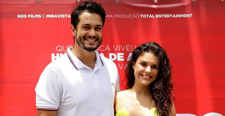 Paloma Bernardi e Raphael Viana marcam presença no ‘Búzios Cine Festival’