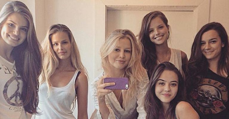 Reencontro: Atrizes de ‘Verdades Secretas’ aparecem juntas em foto