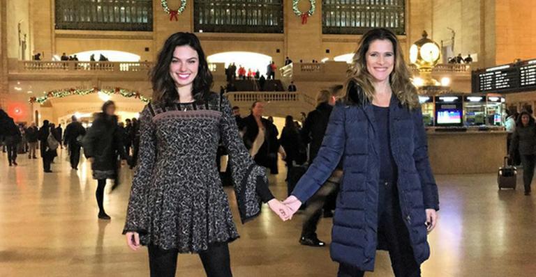 Isis Valverde e Ingrid Guimarães gravam no Grand Central em Nova York
