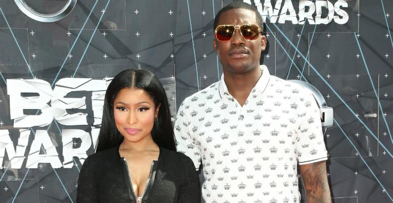 Nicki Minaj exibe impressionante anel de diamante que ganhou do namorado