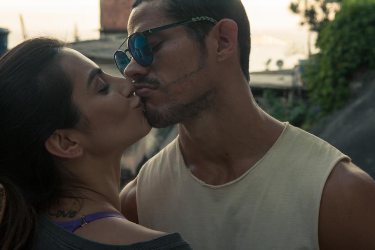 Cleo Pires e José Loreto: par romântico nas telas