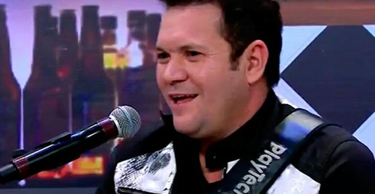 Ximbinha revela se reataria com Joelma caso ela quisesse