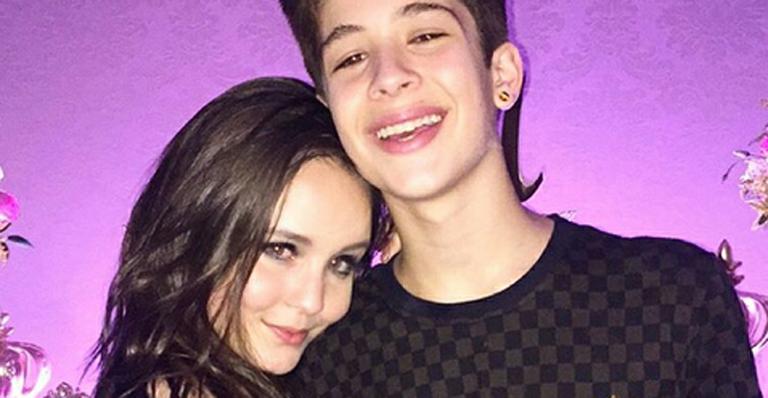 João Guilherme se derrete por Larissa Manoela em rede social: “Vida”
