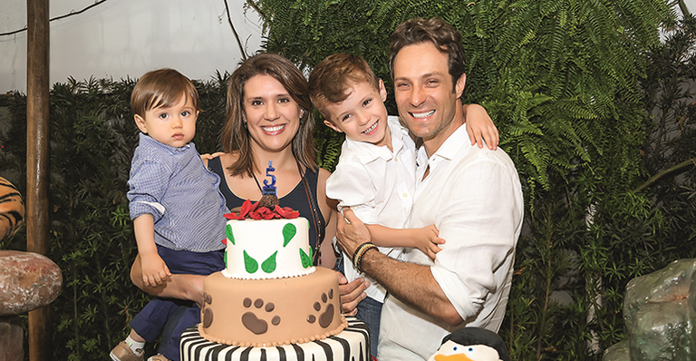 Fernando Pavão celebra aniversário do filho