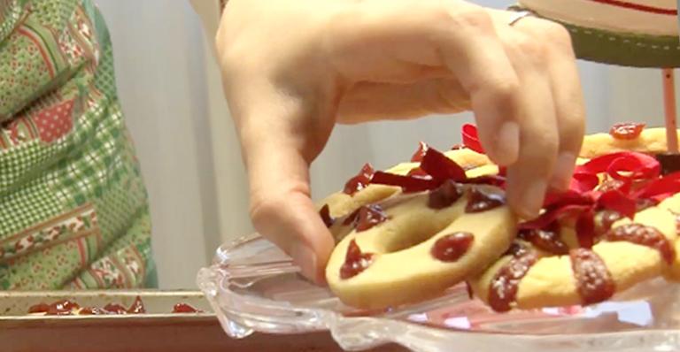 Guirlanda de biscoito é ótima opção para decorar