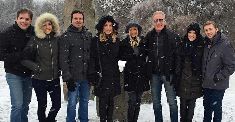 Roberto Justus leva a família para Budapeste: ‘Conhecer as origens’