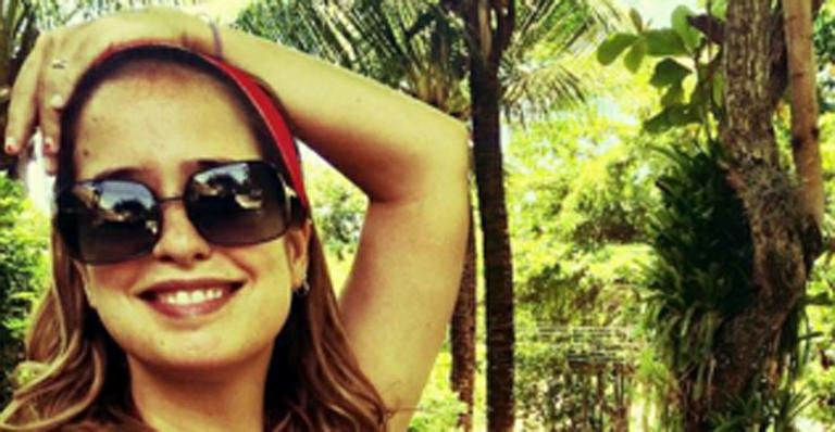 Grávida, Paloma Duarte exibe barrigão nas redes sociais