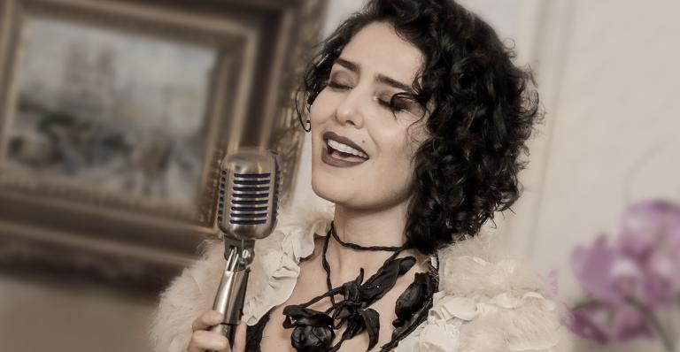 Arquivo: Letícia Sabatella encanta Nova Yorque com sua voz
