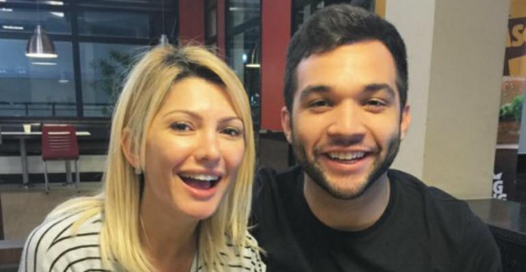 Grávida de três meses, Antonia Fontenelle exibe barriguinha